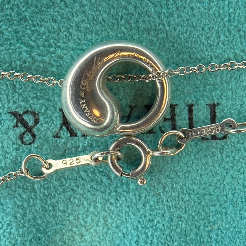 Tiffany & Co. Silver Eternal Circle bean Pendant Necklace 16" - Picture 9 of 9